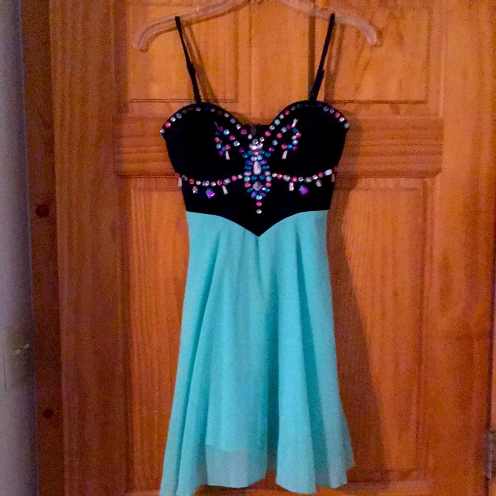 Party/Homecoming Dress